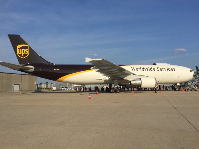 UPS A300 At Louisville - Airport Spotting