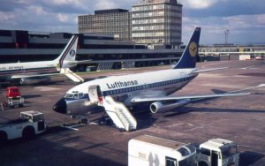 Lufthansa 737 Airport Spotting