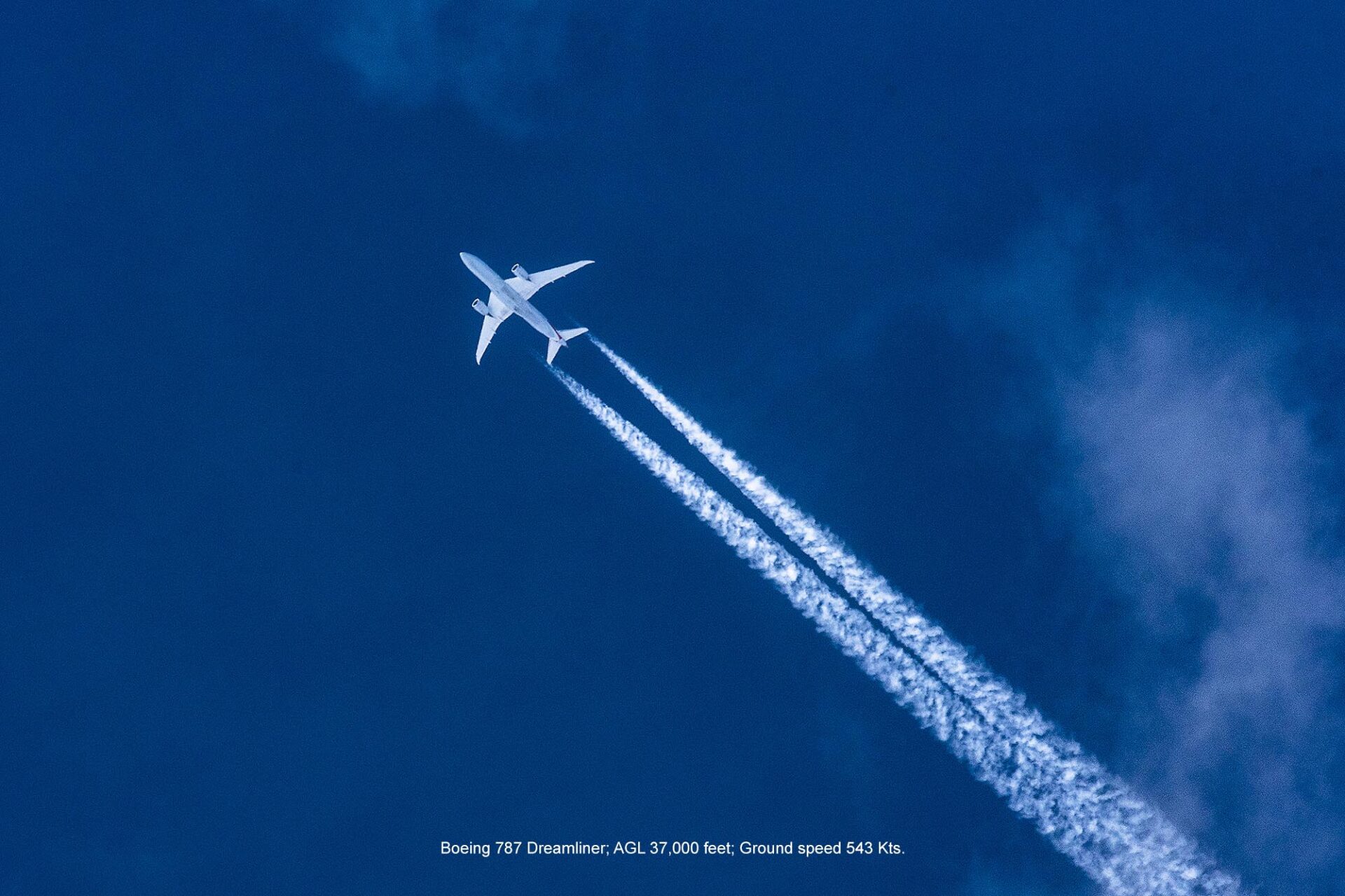 Photographing Airliners High In The Sky Airport Spotting